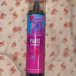 Bath & Body Works Paris Amour Fine Fragrance Mist - Pink